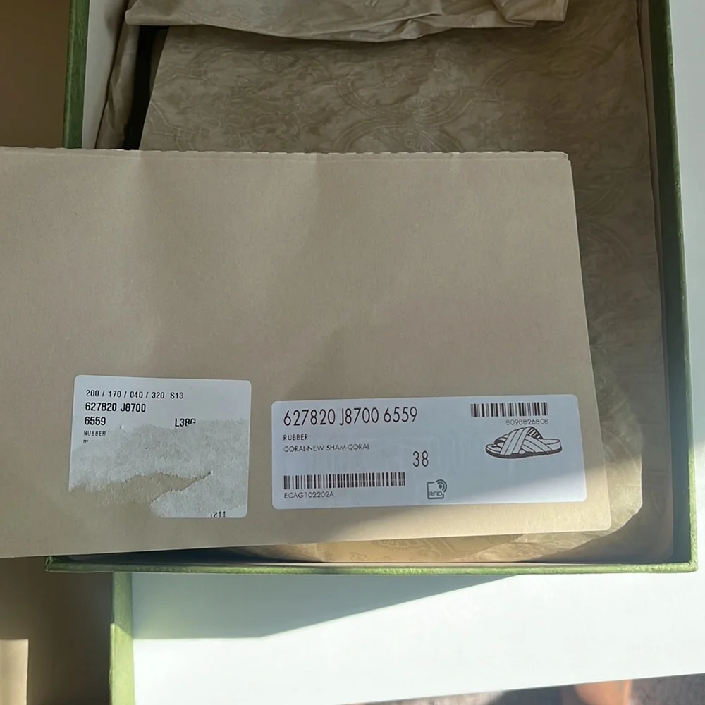 ❤️💚GUCCI RUBBER SLIDE gently worn - Picture 7 of 8